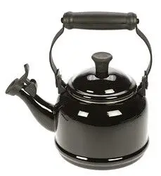 Tijdelijk Beschikbaar Le Creuset Demi fluitketel 1,1 liter staal zwart