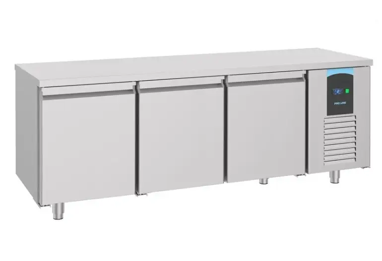 HorecaTraders Bakkerskoelwerkbank met 3 deuren | 615L |210x80x85 cm Shop Nu