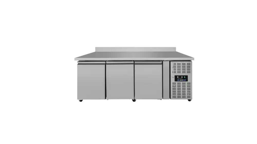 Unnicool Koelwerkbank | 417L | 3 Deuren (1/1 GN) | +2°c/+8°c | Geforceerd | Achter Rand | Wielen | 1795x700x850/950mm Op = Op