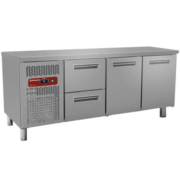 Koeltafel samengesteld uit : Goedkoop