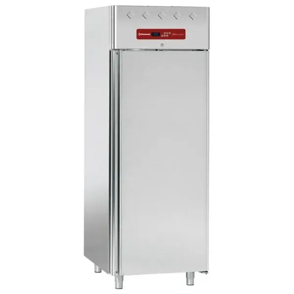 Dagaanbieding Vrieskast voor "roomijs" 700 liter geventileerd, 54 bakken (5 liter)