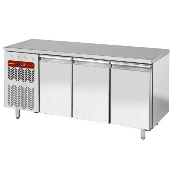 Geventileerde koeltafel, 3 deuren gn 1/1, groep aan linkse kant Populair