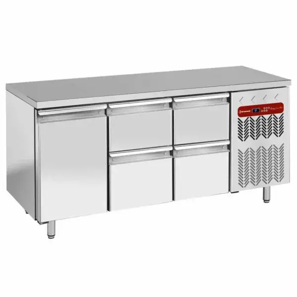 Koeltafel samengesteld uit : Gecertificeerd