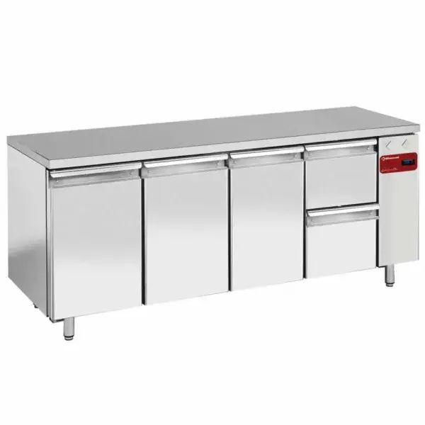 Koeltafel samengesteld uit : Finale Uitverkoop